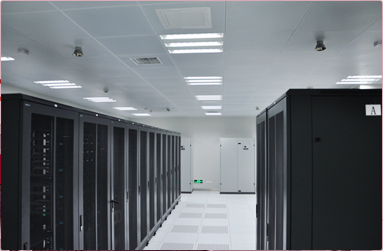 存儲大型機以及刀片服務器，冷通道提高制冷效率，節約電能